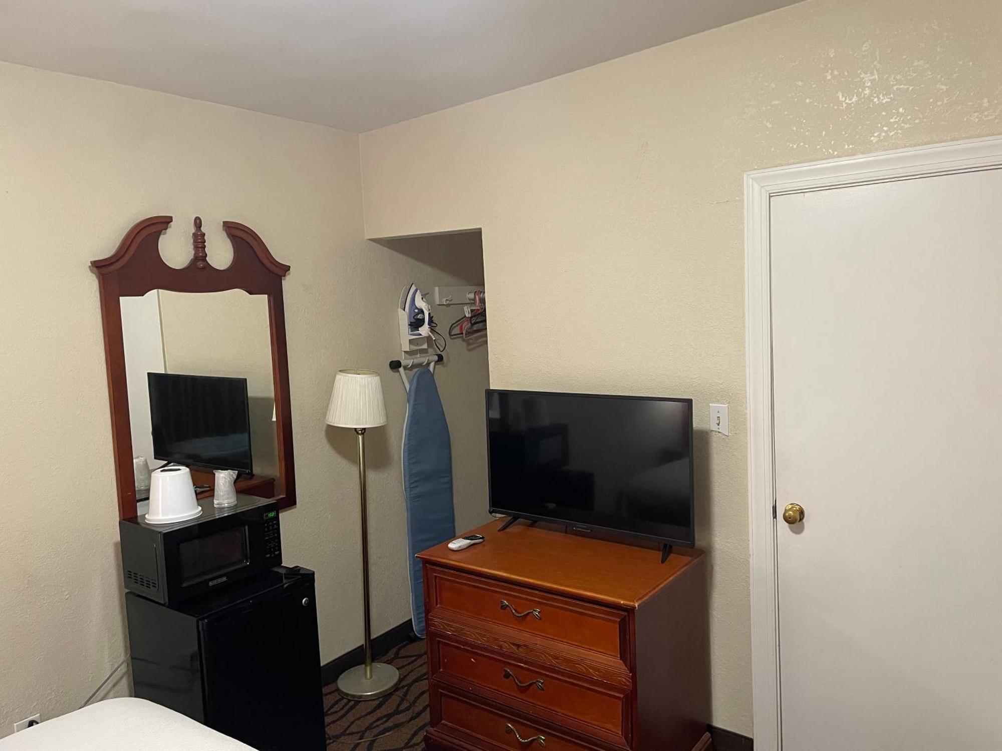 Express Inn Таусон Экстерьер фото